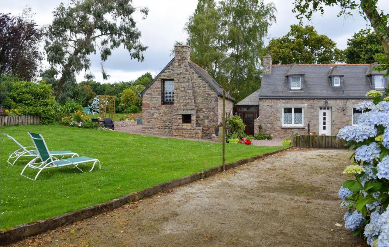 Nice Home In Plehedel With Wifi Exterior photo